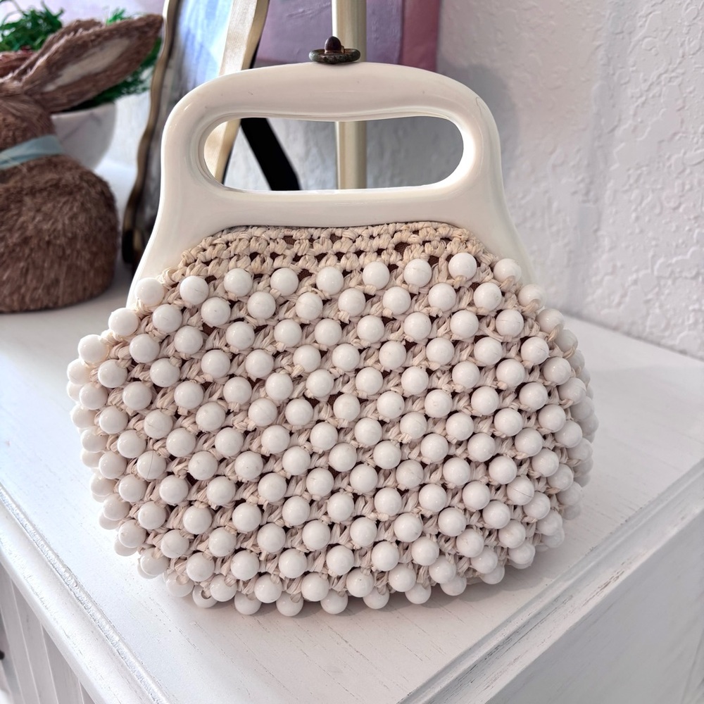 White Beaded Vintage Raffia Handbag